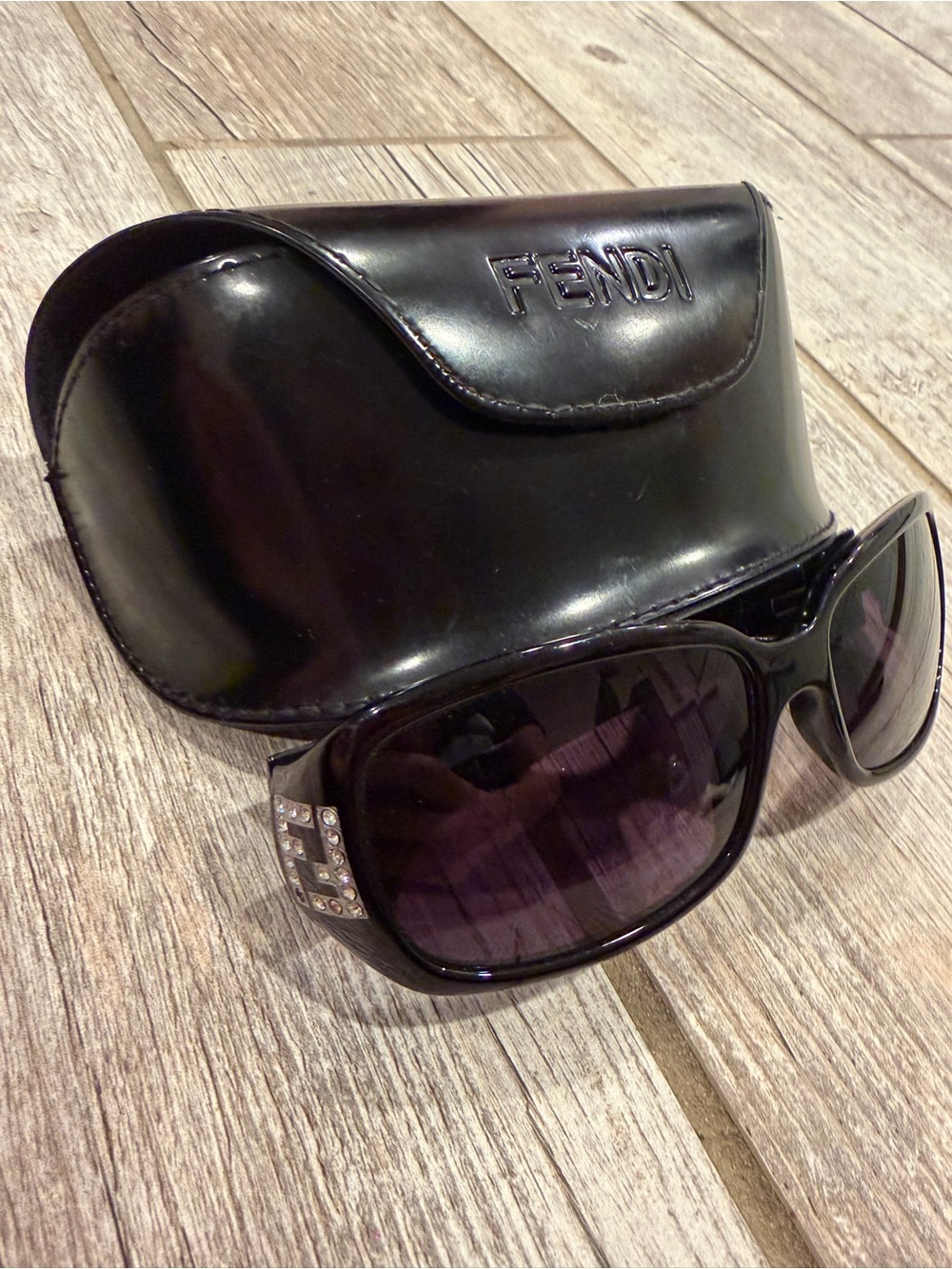 Fendi Sunglasses with case